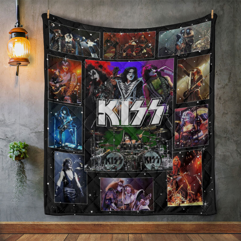 KISS Quilt Blanket - GNE 2081