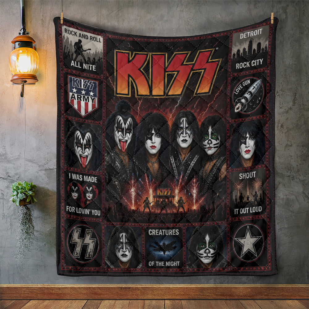 KISS Quilt Blanket - TMTHU7176