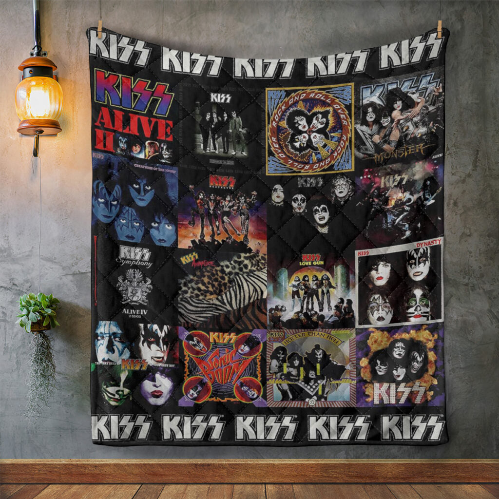 KISS Quilt Blanket - GNE 2284