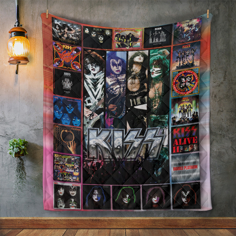 KISS Quilt Blanket - GNE5262